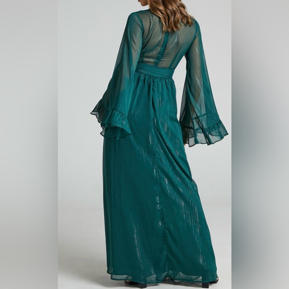 EMERALD PLUNGE THIGH SPLIT DRESS - Picture 3 of 7